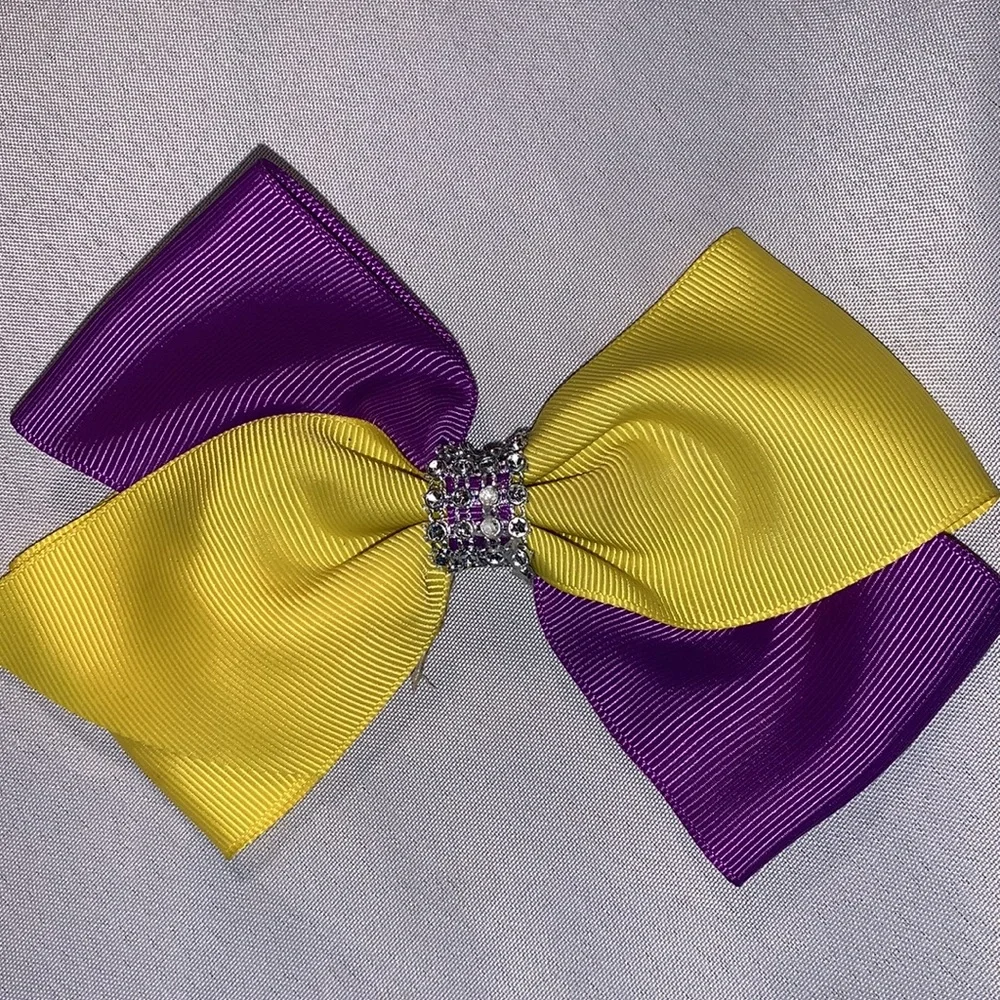 N/A hair bows
